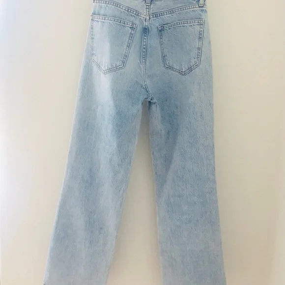 Like New Denim Forum Farrah Hi-Rise Wide Jeans - Picture 5 of 16